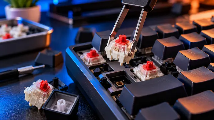 How to Remove Keyboard Switches (Hot-Swap and Soldered)
