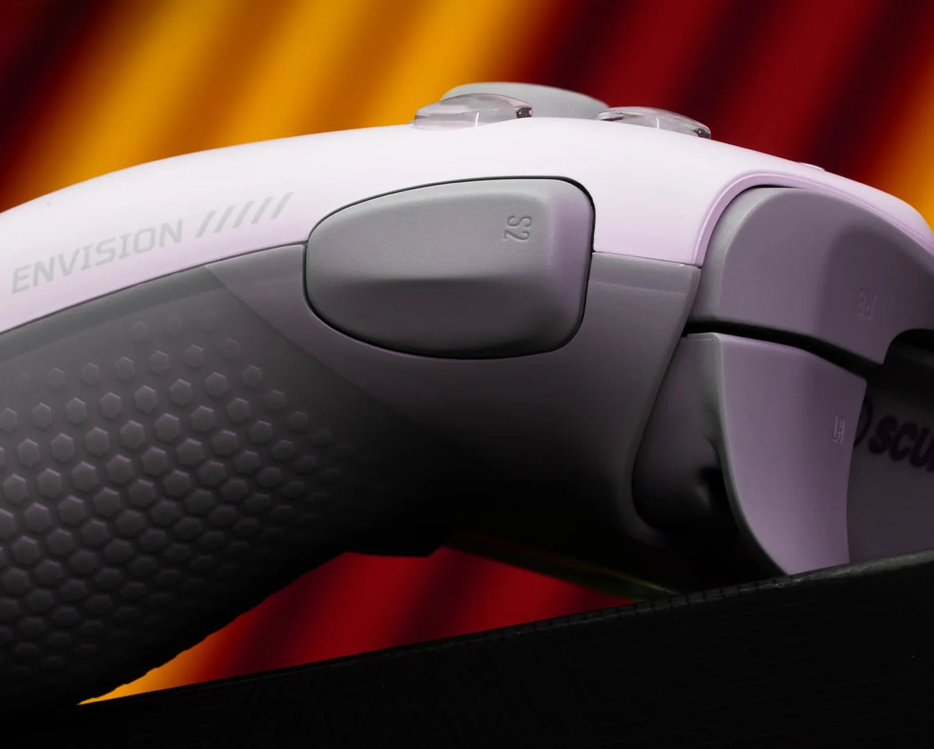 Scuf Envision Pro side action button beside the right bumper
