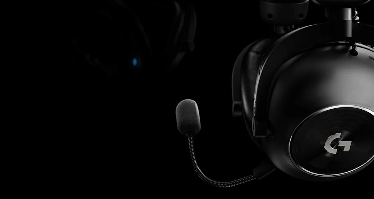 Logitech G Pro X 2 Lightspeed detachable boom microphone